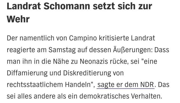 Landrat Schomann setzt sich zur
Wehr

Der namentlich von Campino kritisierte Landrat
reagierte am Samstag auf dessen Äußerungen: Dass man ihn in die Nähe zu Neonazis rücke, sei "eine Diffamierung und Diskreditierung von rechtsstaatlichem Handeln", sagte er dem NDR. Das sei alles andere als ein demokratisches Verhalten.